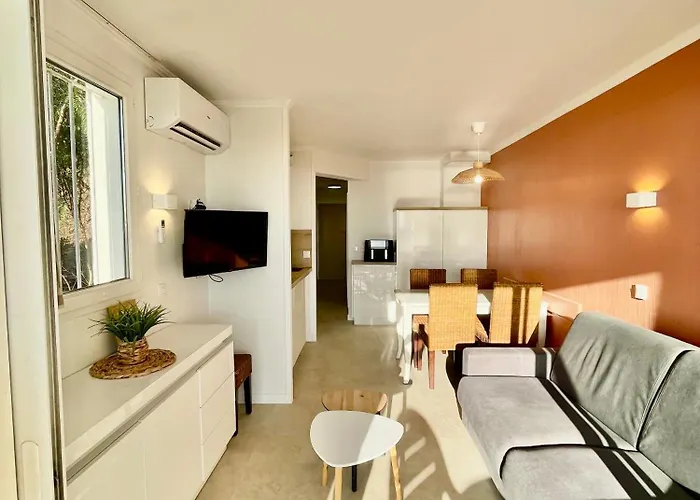 Vue Domaine Les Restanques شقة غريمو