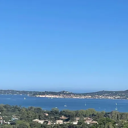 Vue Domaine Les Restanques *