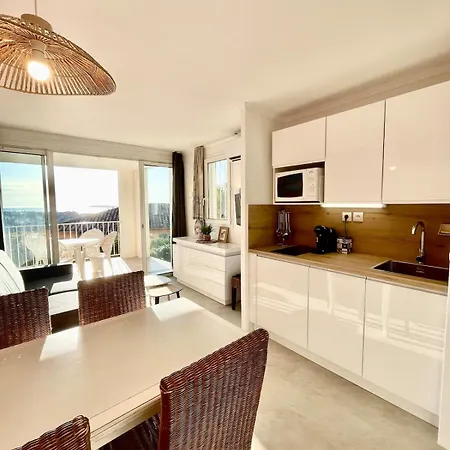 Appartement Vue Mer Et Saint-Tropez - Domaine Les Restanques A Grimaud شقة غريمو